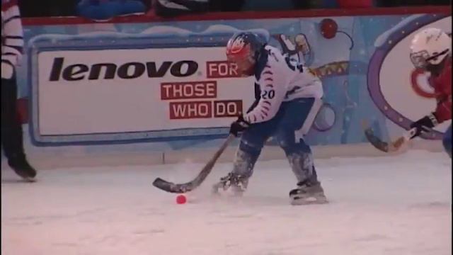 Команда "Русич"сыиграла на Красной площади смотреть онлайн