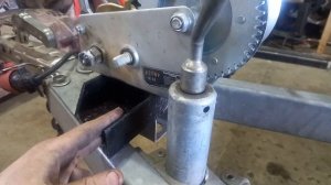 Лебедка на прицеп МЗСА для погрузки транспорта