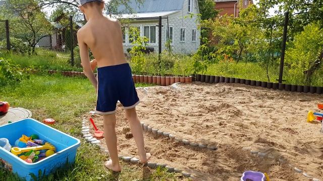 ДАЧА Песочница (часть 2) смотреть онлайн