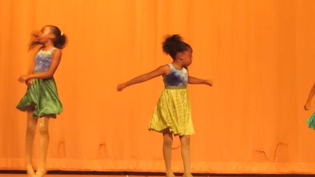 Maylah Chanel- Deyampert Dance Academy смотреть онлайн