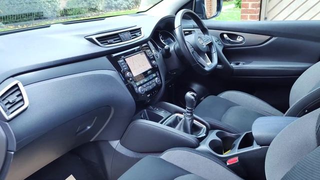2019 Nissan Qashqai 1.3 DIG-T N-Connecta SUV 5dr Petrol Manual Euro 6 (140 ps) смотреть онлайн
