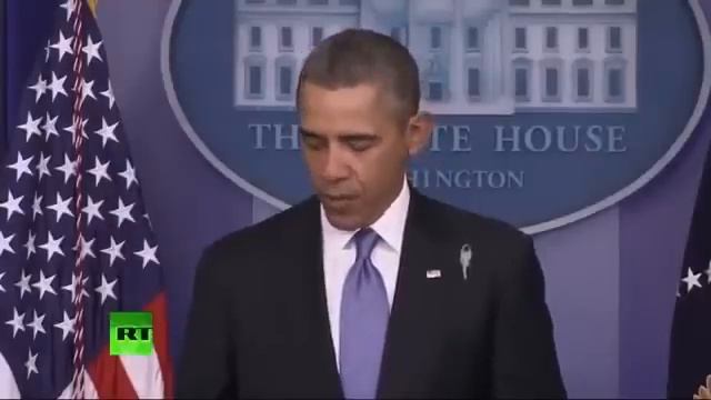Обаму обкакала птичка во время его речи в белом доме | Bird pooped on Obama смотреть онлайн