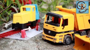 Мультик про Машинки - Экскаватор, Бульдозер, Бетономешалка и Самосвал. Манкиту