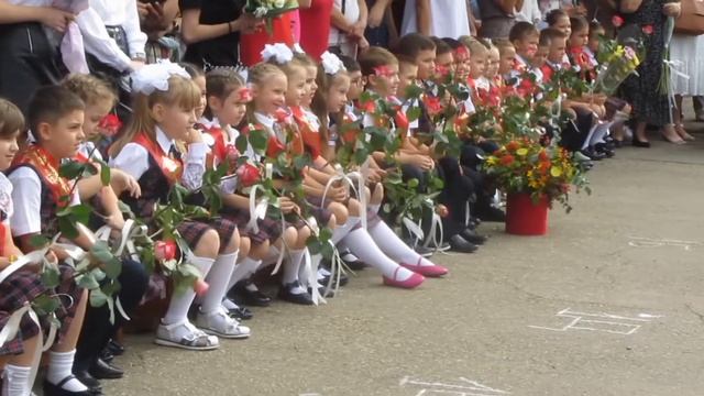 "Встреча одноклассников" (слова, музыка Марианна Мажарова), исп. автор. смотреть онлайн
