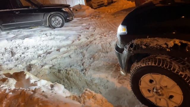 ОБЛОМ УАЗ Патриот Застрял, чуть не задел Рено. Oscar inc. смотреть онлайн