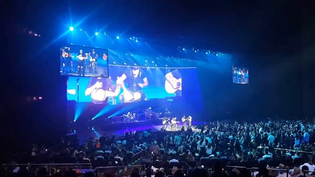 Энрике Иглесиас / Enrique Iglesias (2017)