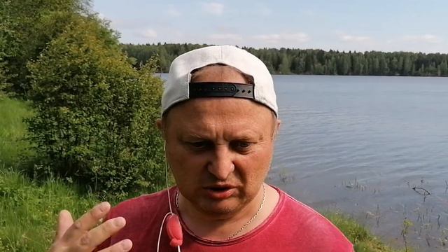 ЖЕНЩИНА С РУКОЙ - ЩУПОМ. МОЛОДЕЖЬ ВЛЮБЛЯЕТСЯ В МАСКАХ. ОТ МЕНЯ ШАРАХАЮТСЯ. смотреть онлайн