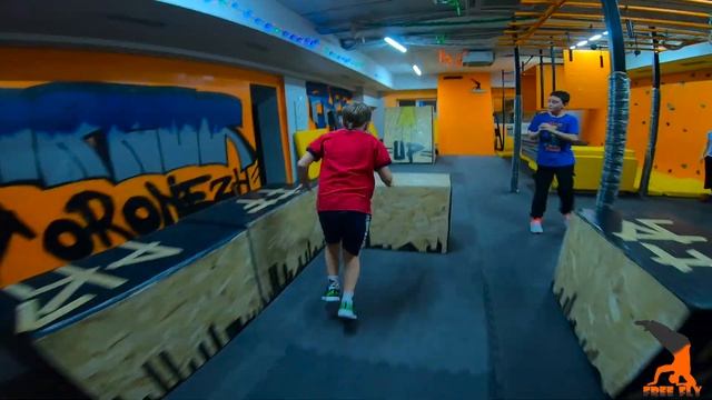 Жуков Денис 2023 (Free Fly VRN) - Parkour and Freerun. Паркур в Воронеже. Школа паркура в Воронеже смотреть онлайн