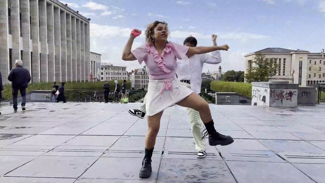 [KPOP IN PUBLIC] HyunA&DAWN - 'PING PONG' by WARNING from Belgium смотреть онлайн