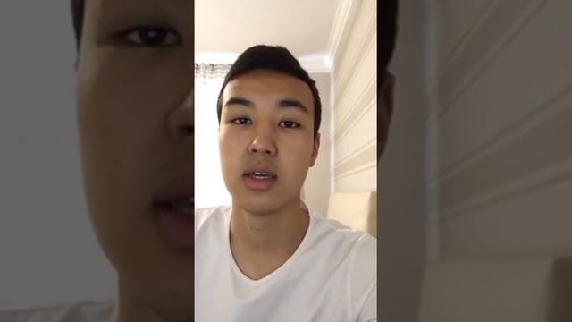 стихотворение Булата Окуджавы "Полночный троллейбус" + анализ смотреть онлайн