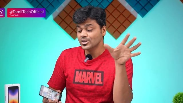 உண்மையாவே இது பட்ஜெட் iPhone தானா ??? | Apple iPhone SE 2022 Unboxing | Tamil Tech смотреть онлайн