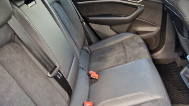 AUDI E-TRON NAVI DVD ALCANTARA
