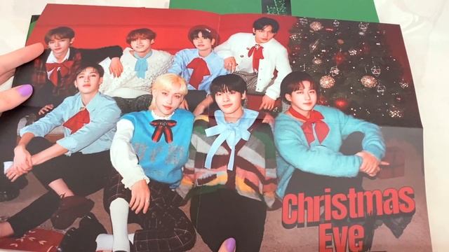 ?Последняя распаковка альбома Stray Kids - Christmas EveL (Limited ver.) | kpop album unboxing смотреть онлайн