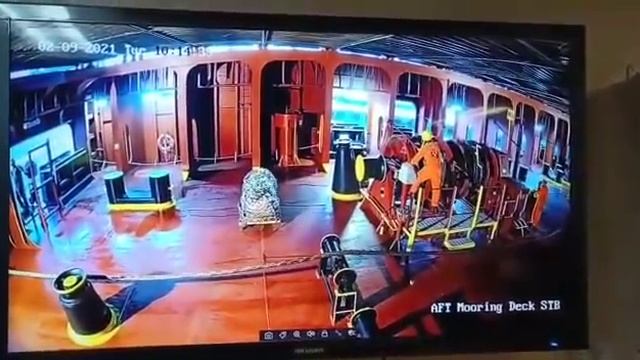 Fatal accident occurred onboard vessel while mooring operation. смотреть онлайн