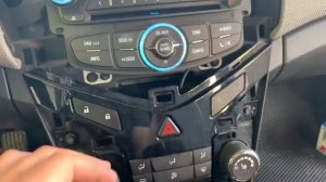 Chevrolet Cruze  2013   установка Bluetooth