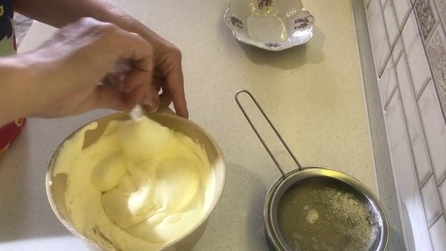 Очень Простой Рулет К Чаю/ Классический Рецепт/ Бисквитный Рулет С Повидлом/ смотреть онлайн