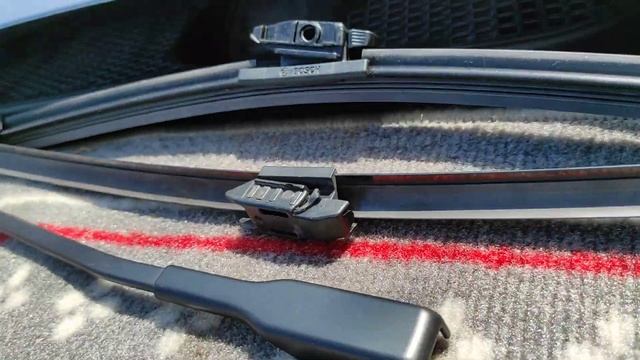 Renault Dacia Lodgy original wiper blade changing to Webshop Bosch wiper blade смотреть онлайн