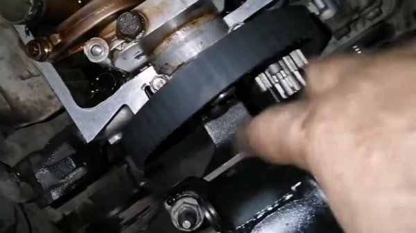 Honda Capa 1.5л D15B 1999годзамена ремня Г. Р. М. Помпа, регул, клапанов.