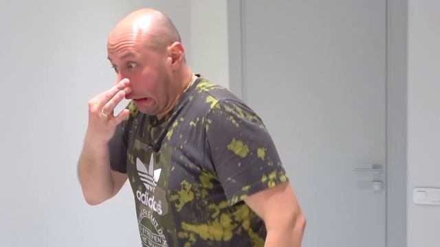 ЛЫСАЯ БОРОДА ВСЕ КРУШИТ. NERF BROS SHOW смотреть онлайн