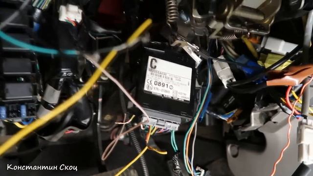 Праздничные будни установщика сигнализаций смотреть онлайн