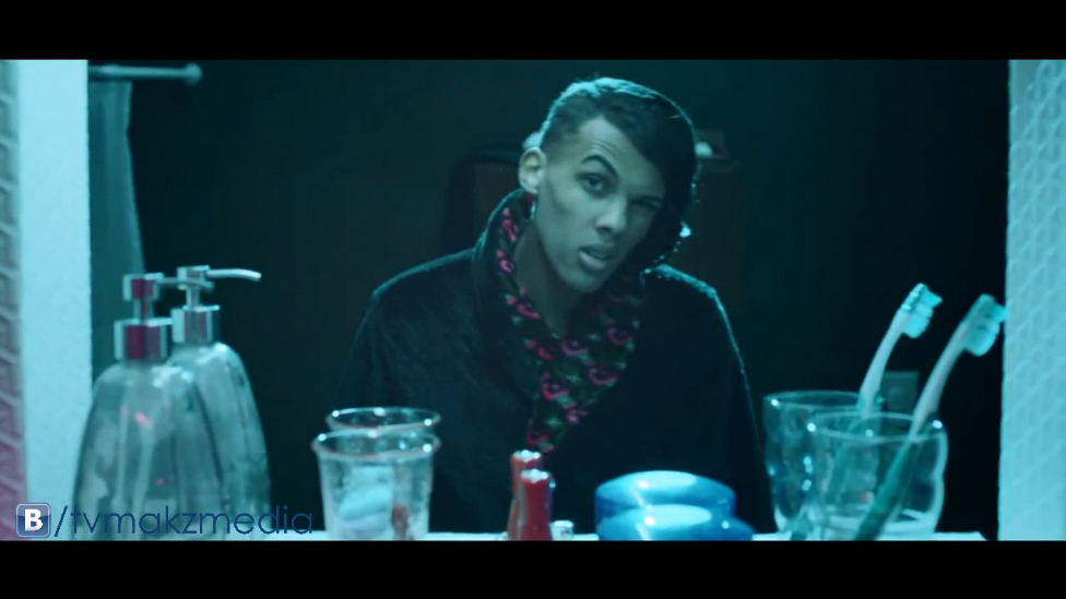 Stromae - Tous Les Mêmes смотреть онлайн