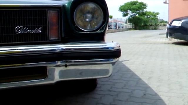 1975 Oldsmobile Cutlass Salon смотреть онлайн