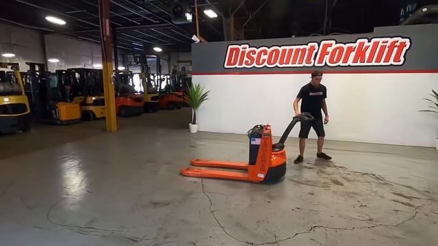 TOYOTA 7-series 7HBW23 4,500lb Electric #8694 - Pallet Jack for Sale смотреть онлайн