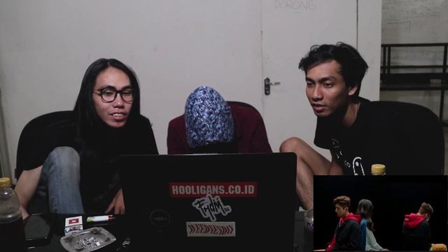 METAL HEADS REACT TO KPOP (TRIGGER WARNING) смотреть онлайн