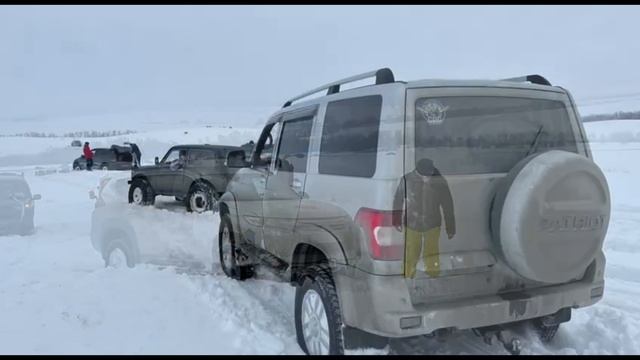 Лучшие моменты покатушек от #союзджиперовсамары 09.03.24. смотреть онлайн