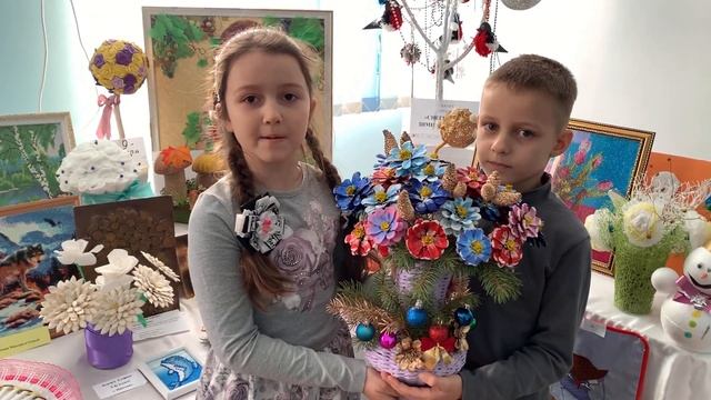 Выставка декоративно-прикладного творчества учащихся, педагогов, родителей смотреть онлайн