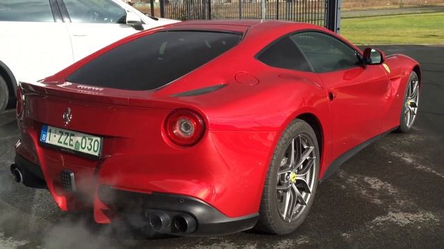 Ferrari F12 by DCT смотреть онлайн