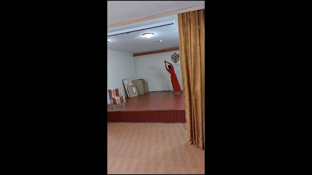 Цовинар Аветисян. Фрагменты исполнения армянских танцев смотреть онлайн