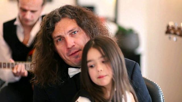 Скрябін - Мам. Відеокліп смотреть онлайн