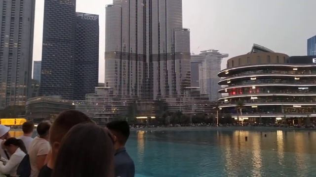 Дубай 2023, Бурдж Халифа, Дубай Молл, за 5 минут до поющих фонтанов смотреть онлайн