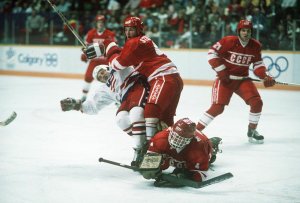 Герои спорта