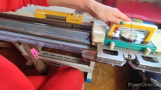 Джемпер реглан поперечным вязанием на вязальной машине. Подробный расчёт на любой размер и вязание. смотреть онлайн