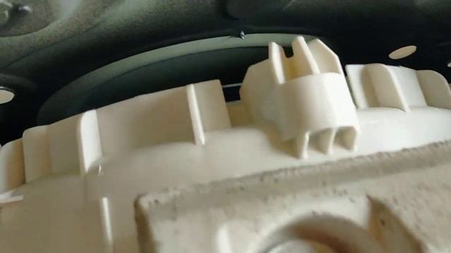 unfortunate,dead after a year of purchase/ beko smart inverter won't spin, faulty  motor inverter