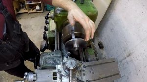 Шлифовальный станок своими руками  ! Тарельчатый шлифовальный станок.