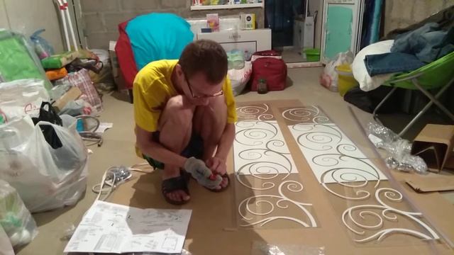 Обзор Стеклянных дверей душевой кабины и подводные камне ! Это не удобно и , Ещё может разбиться! смотреть онлайн