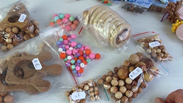 Обзор пряжи, пуговок, бусин. Новые пупсики... Свяжем? смотреть онлайн