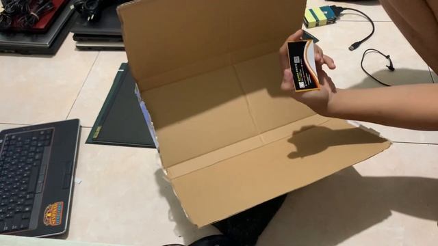 Unboxing Keyboard Acer V5 & Dell E6410 смотреть онлайн