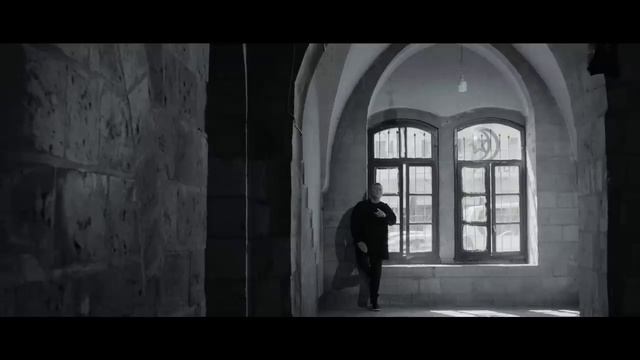 Νίκος Μακρόπουλος - Κουμάντο - Official Video Clip смотреть онлайн