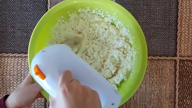 Пироги с сыром и шпинатом