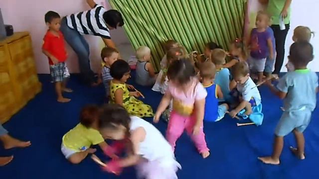 День рождения в тайском детском саду смотреть онлайн