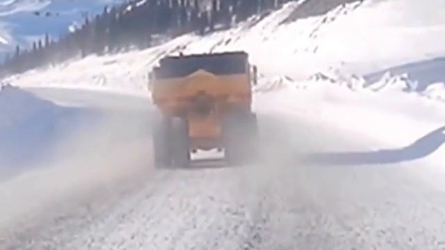 Щебнеразбрасыватель в условиях эксплуатации смотреть онлайн