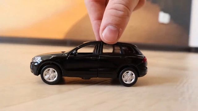 Технопарк. Катаем кроссоверы. Cast Cars. Crossovers. TECHNOPARK.