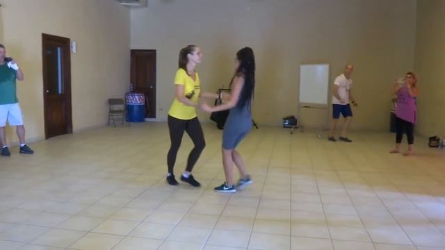 Bachata workshop Bonao Style. Maria Kozlovskaya BailaMar Мастер-класс по доминиканской бачате. смотреть онлайн