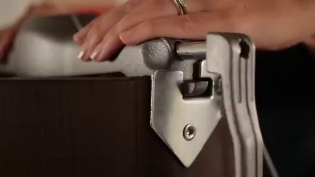 White Mountain Hand Cranked Ice Cream Maker смотреть онлайн