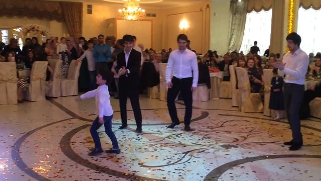 Горцы !!!Лезгинка на свадьбе смотреть онлайн