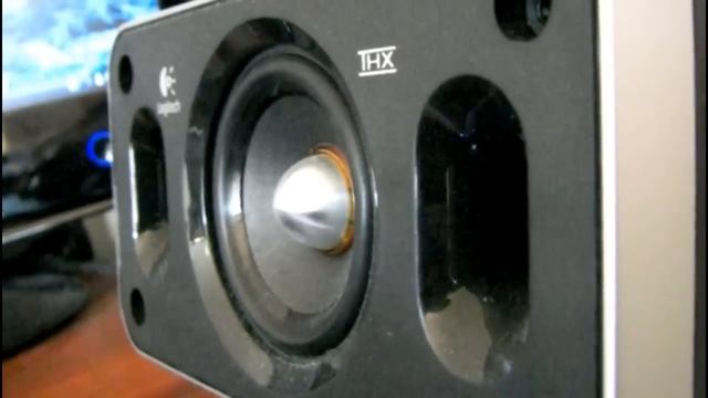 Logitech Z-5400 Central Speaker MAX Excursion смотреть онлайн